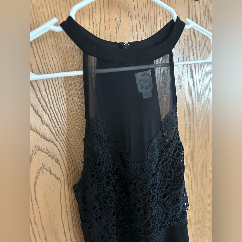 Black dress - Picture 4 of 5